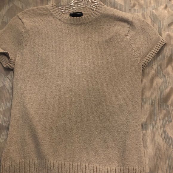 Cap sleeve sweater - Picture 2 of 2